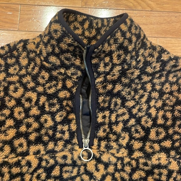 Time and Tru Black/Brown Leopard print 1/4 Zip Fleece Pullover Size Medium(8-10) - Picture 4 of 7